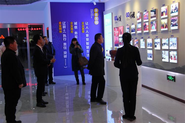 ÉòÑôÄþ¾²ÇøÁìµ¼ÂÃÐÐk8¿·¢ÌìÉúÓ®¼ÒÒ»´¥¼´·¢¼¯ÍÅÉú³¤Àú³Ì.jpg ÉòÑôÄþ¾²ÇøÁìµ¼ÂÃÐÐk8¿·¢ÌìÉúÓ®¼ÒÒ»´¥¼´·¢¼¯ÍÅÉú³¤Àú³Ì.jpg