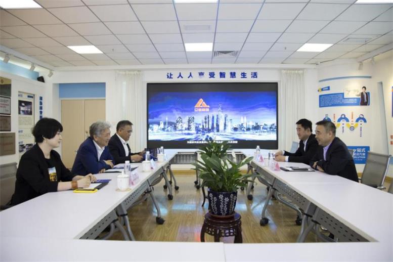 ¶«Èí¼¯ÍŶʳ¤¼æCEOÁõ»ýÈÊ3.jpg ¶«Èí¼¯ÍŶʳ¤¼æCEOÁõ»ýÈÊ3.jpg